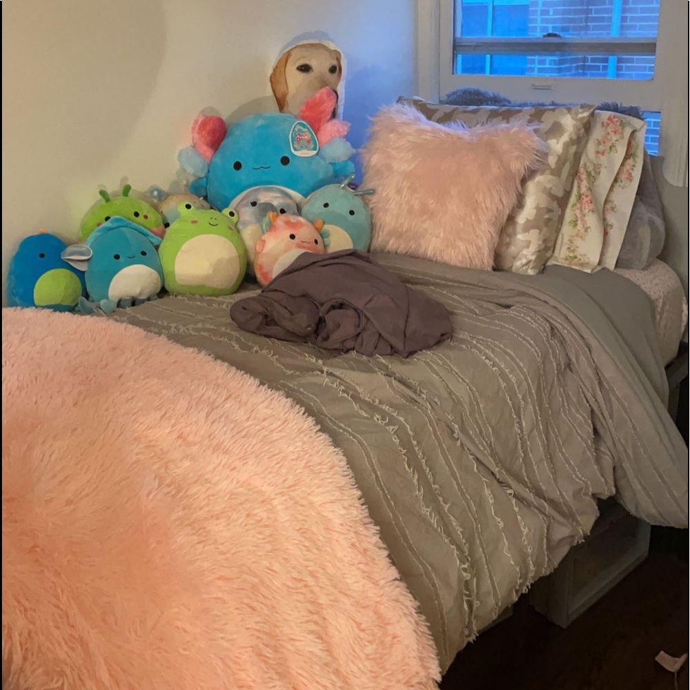 Dormify Twin XL Comforter
